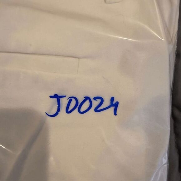 Liz Claiborne EMMA Cropped Trousers White Mid Rise Dressy or Casual Size 10 - Picture 12 of 12